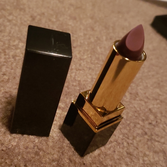 elizabeth arden mulberry blush lipstick